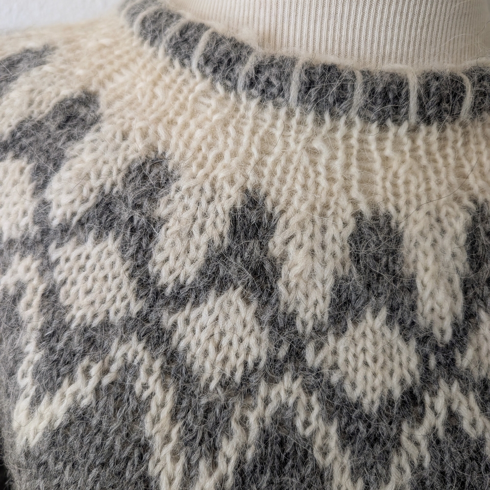 Icelandic Gray and White Patterned Sweater - Picture 2 of 6